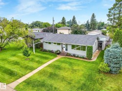 15224 79A Avenue NW  Edmonton, AB T5R 3H4