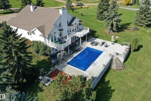 205 1 Avenue, Rural Wetaskiwin County, AB - Outdoor With In Ground Pool With View
