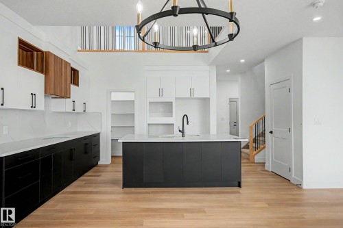 294 Munn Way, Leduc, AB - Indoor Photo Showing Kitchen