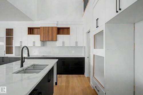 294 Munn Way, Leduc, AB - Indoor Photo Showing Kitchen With Double Sink With Upgraded Kitchen