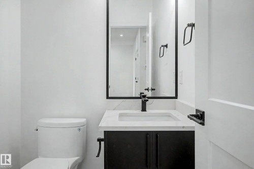 294 Munn Way, Leduc, AB - Indoor Photo Showing Bathroom