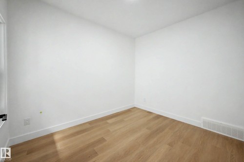 294 Munn Way, Leduc, AB - Indoor Photo Showing Other Room
