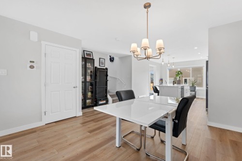 17355 6 Street Ne, Edmonton, AB - Indoor Photo Showing Dining Room