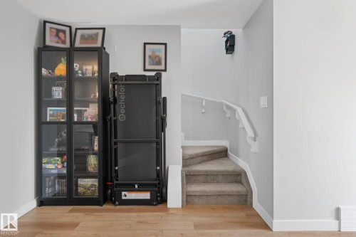17355 6 Street Ne, Edmonton, AB - Indoor Photo Showing Other Room