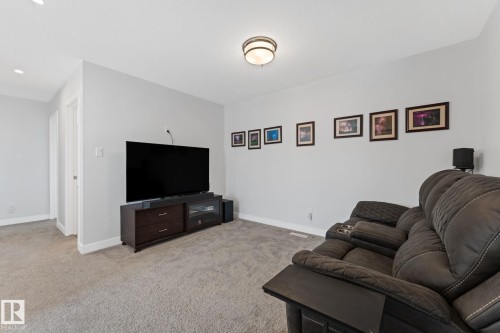 17355 6 Street Ne, Edmonton, AB - Indoor Photo Showing Living Room