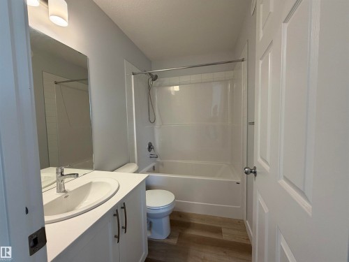 17355 6 Street Ne, Edmonton, AB - Indoor Photo Showing Bathroom