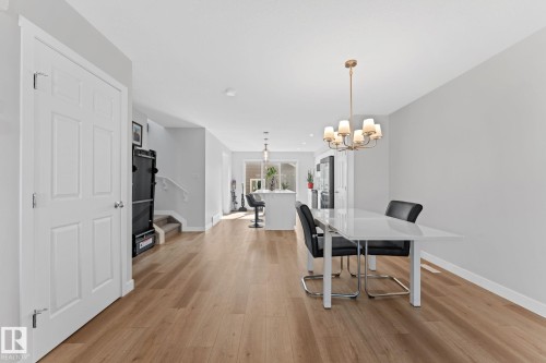 17355 6 Street Ne, Edmonton, AB - Indoor Photo Showing Dining Room