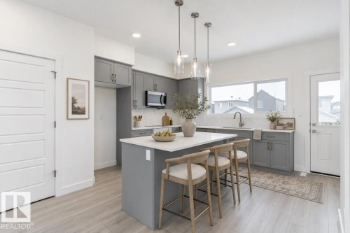 1250 Mcleod Avenue, Spruce Grove, AB - Indoor