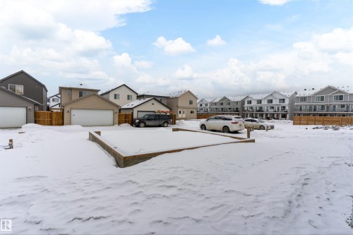 1250 Mcleod Avenue, Spruce Grove, AB - Outdoor With Facade