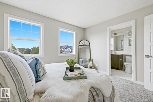 17677 60A Street Nw, Edmonton, AB - Indoor Photo Showing Bedroom