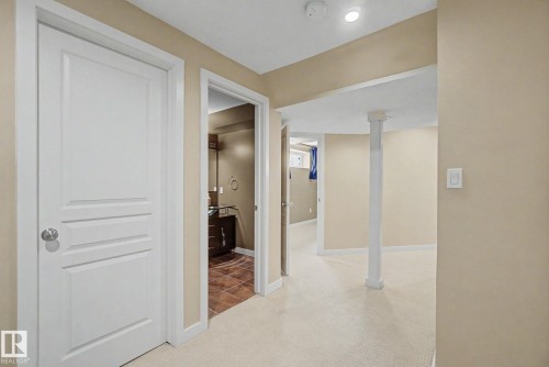 1047 Leger Boulevard Nw, Edmonton, AB - Indoor Photo Showing Other Room