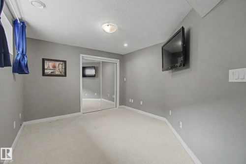 1047 Leger Boulevard Nw, Edmonton, AB - Indoor Photo Showing Other Room