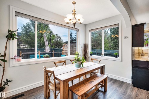 11935 21 Avenue Sw, Edmonton, AB - Indoor Photo Showing Dining Room