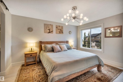 11935 21 Avenue Sw, Edmonton, AB - Indoor Photo Showing Bedroom