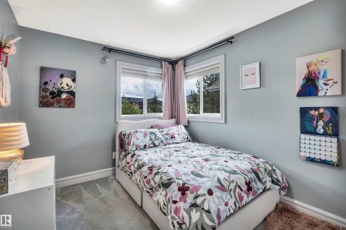 11935 21 Avenue Sw, Edmonton, AB - Indoor Photo Showing Bedroom