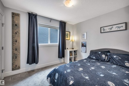 11935 21 Avenue Sw, Edmonton, AB - Indoor Photo Showing Bedroom