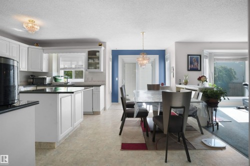 2715 44A Avenue Nw, Edmonton, AB - Indoor