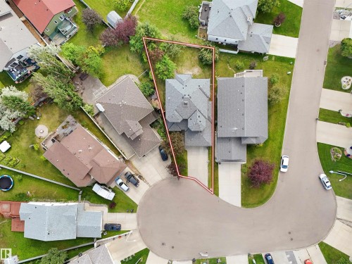 2715 44A Avenue Nw, Edmonton, AB -  With View