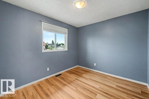 312 Lago Lindo Crescent Nw, Edmonton, AB - Indoor Photo Showing Other Room