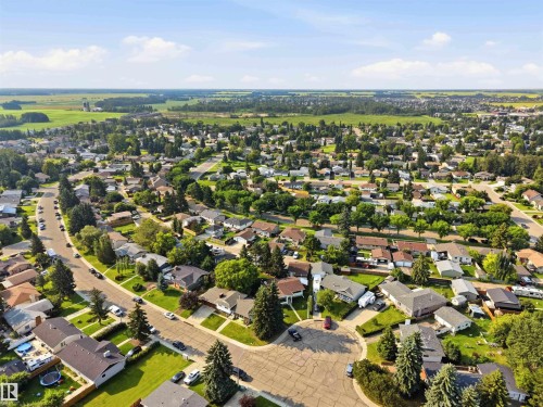 Mature residential area with established landscaping and tree-lined streets - 30 Cavanagh Crescent, Stony Plain, AB - Outdoor With View