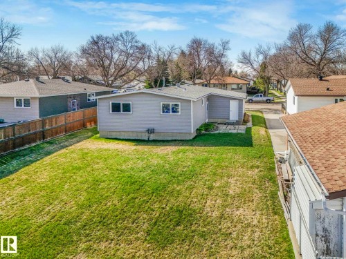 5916 148 Avenue Nw, Edmonton, AB - Outdoor