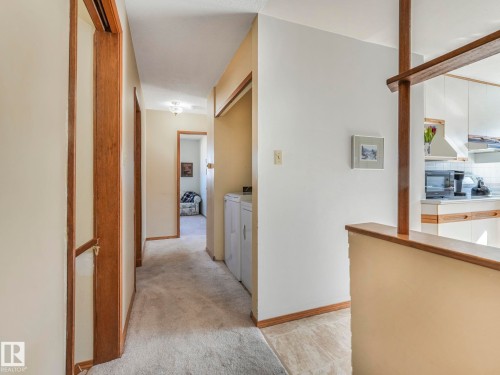 5916 148 Avenue Nw, Edmonton, AB - Indoor Photo Showing Other Room