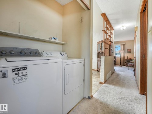 5916 148 Avenue Nw, Edmonton, AB - Indoor Photo Showing Laundry Room