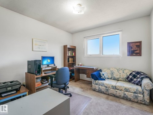 5916 148 Avenue Nw, Edmonton, AB - Indoor Photo Showing Office