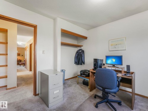 5916 148 Avenue Nw, Edmonton, AB - Indoor Photo Showing Office