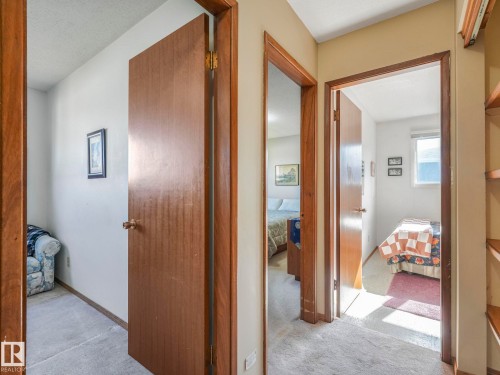 5916 148 Avenue Nw, Edmonton, AB - Indoor Photo Showing Other Room