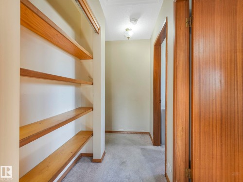 5916 148 Avenue Nw, Edmonton, AB - Indoor Photo Showing Other Room