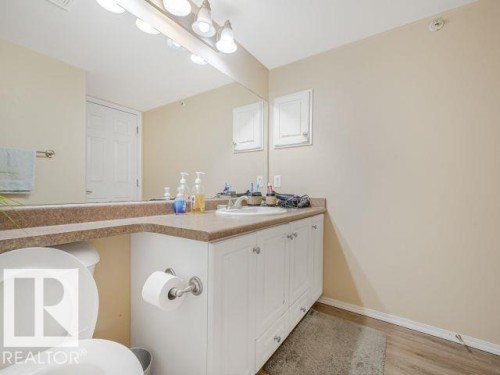 #410 13625 34 St Nw, Edmonton, AB - Indoor Photo Showing Bathroom