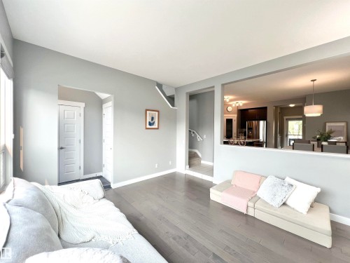 362 Chappelle Drive Sw, Edmonton, AB - Indoor