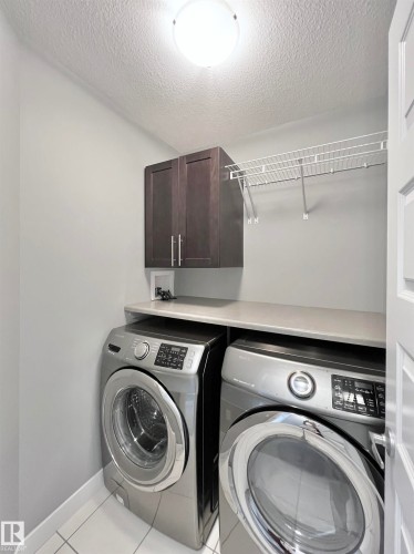 362 Chappelle Drive Sw, Edmonton, AB - Indoor Photo Showing Laundry Room