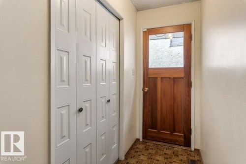 11113 173A Avenue Nw, Edmonton, AB - Indoor Photo Showing Other Room