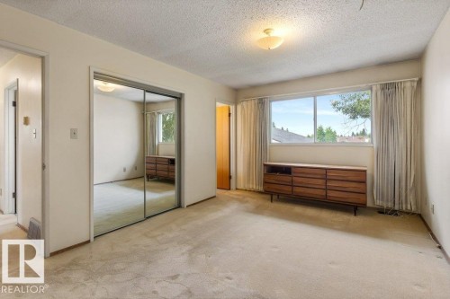 11113 173A Avenue Nw, Edmonton, AB - Indoor