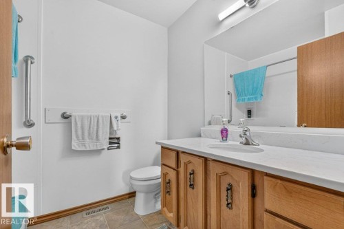 10423 33 Avenue Nw, Edmonton, AB 