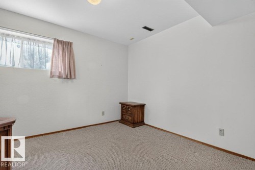 10423 33 Avenue Nw, Edmonton, AB 