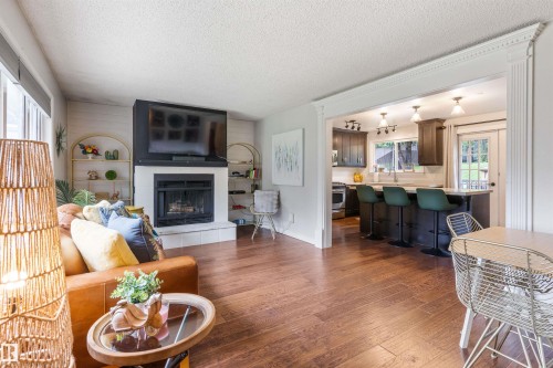 23 Glenhaven Crescent, St. Albert, AB - Indoor With Fireplace