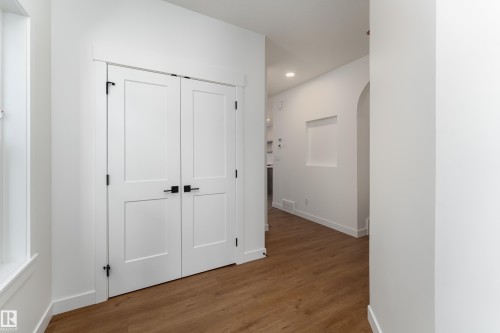 18 Tenuto Link, Spruce Grove, AB - Indoor Photo Showing Other Room