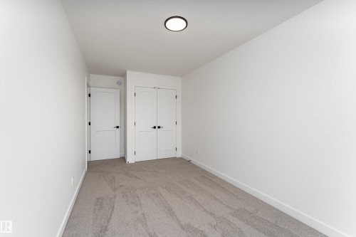 18 Tenuto Link, Spruce Grove, AB - Indoor Photo Showing Other Room