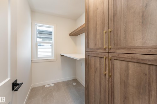 18 Tenuto Link, Spruce Grove, AB - Indoor