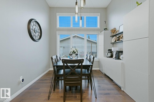 2015 74 Street Sw, Edmonton, AB - Indoor Photo Showing Dining Room