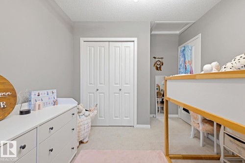 2015 74 Street Sw, Edmonton, AB - Indoor Photo Showing Bedroom