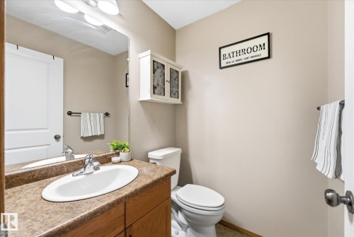 #27 290 Spruce Ridge Rd, Spruce Grove, AB - Indoor Photo Showing Bathroom