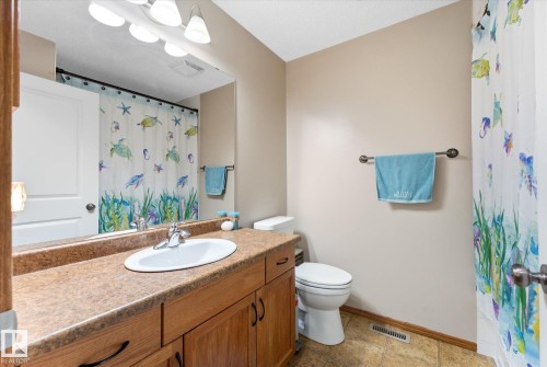#27 290 Spruce Ridge Rd, Spruce Grove, AB - Indoor Photo Showing Bathroom
