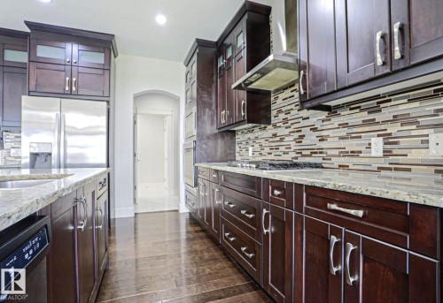 4642 Charles Way Sw, Edmonton, AB - Indoor Photo Showing Kitchen With Upgraded Kitchen