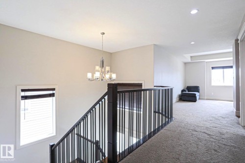 4642 Charles Way Sw, Edmonton, AB - Indoor Photo Showing Other Room