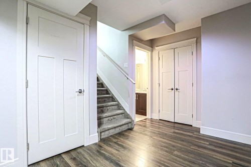 4642 Charles Way Sw, Edmonton, AB - Indoor Photo Showing Other Room