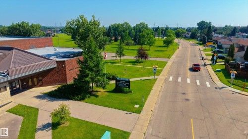 611 Kirkness Road Nw, Edmonton, AB - Outdoor With View